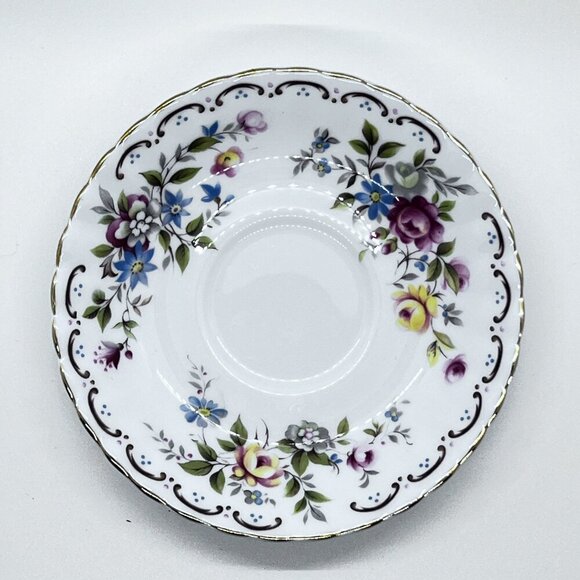 Royal Albert Jubilee Rose Vintage Teacup and Saucer - Picture 8 of 13